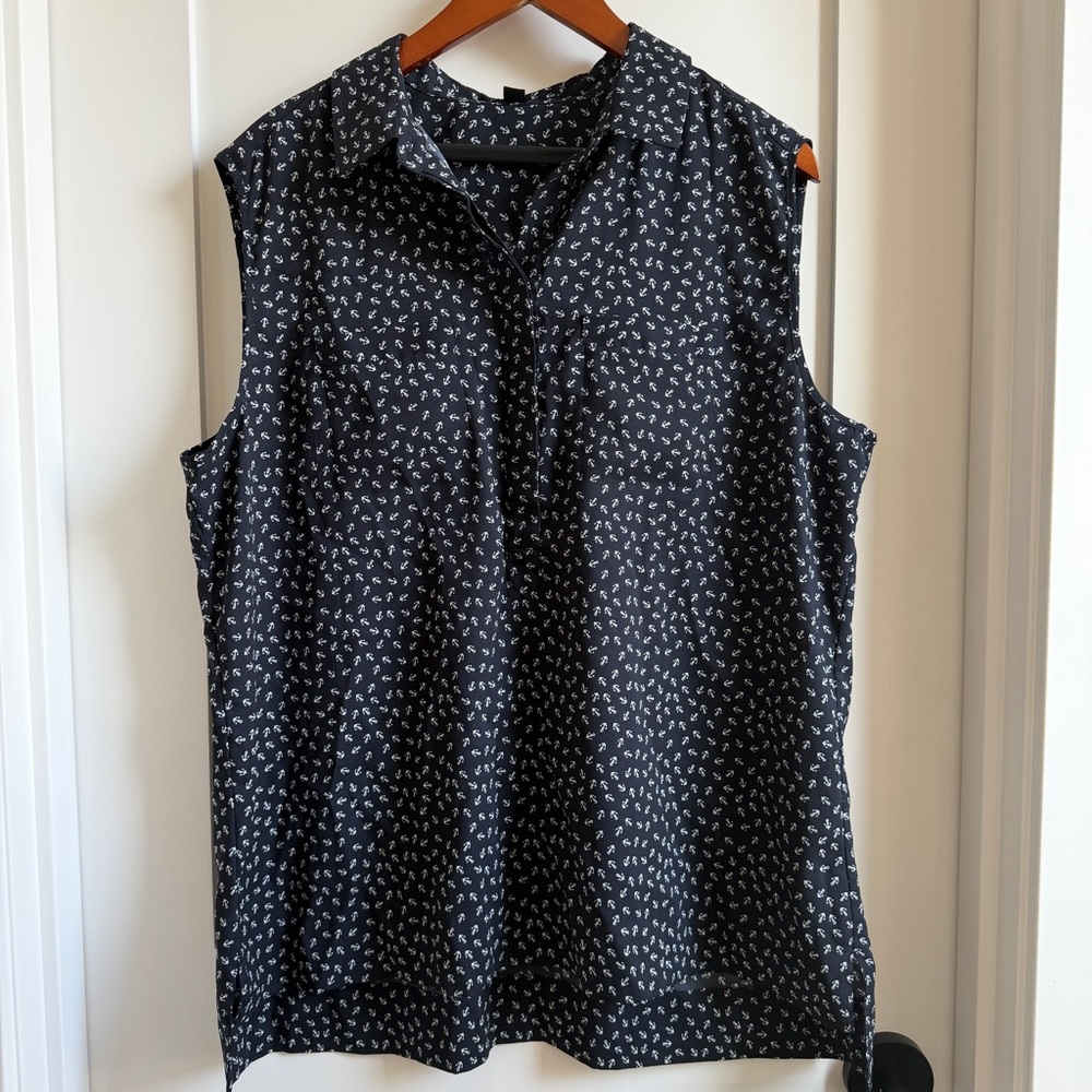 Sleeveless Navy and White Women's Top